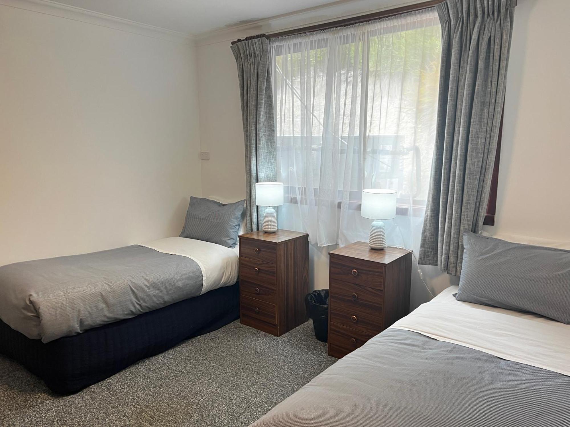 Regatta Point Tavern & Holiday Villas Strahan Exteriér fotografie